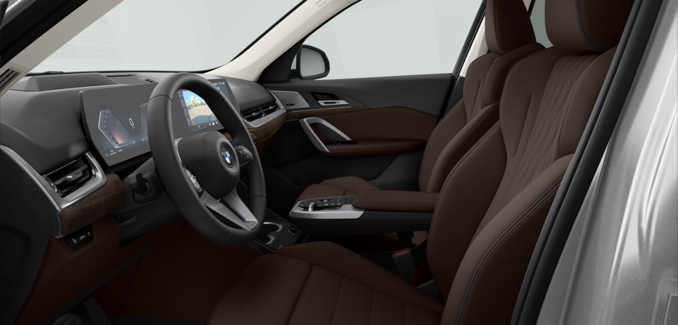 BMW BMW X im Innenraum seitlich