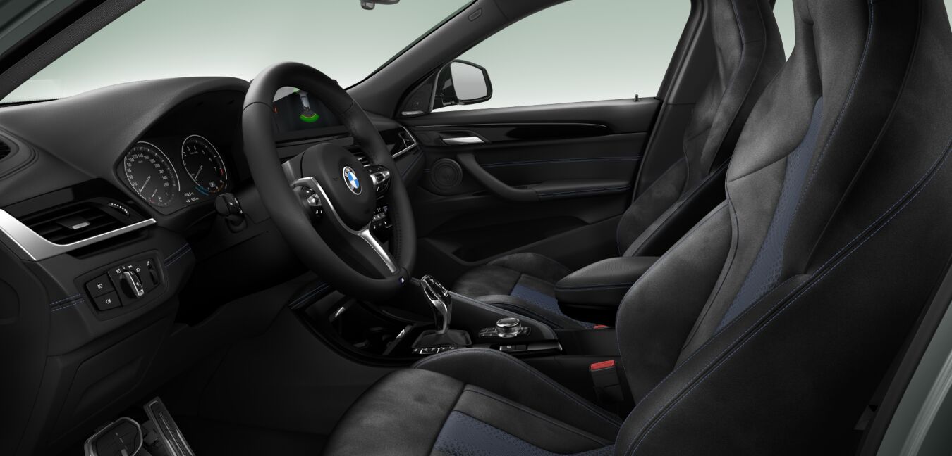 BMW BMW X im Innenraum seitlich BMW BMW X im Innenraum seitlich