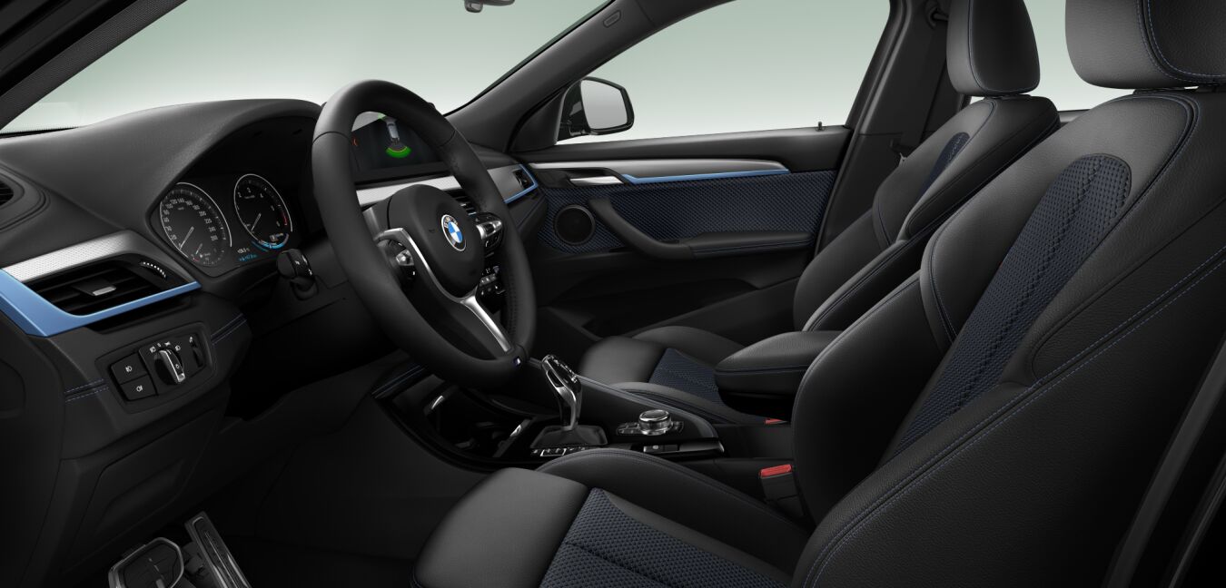 BMW BMW X im Innenraum seitlich BMW BMW X im Innenraum seitlich