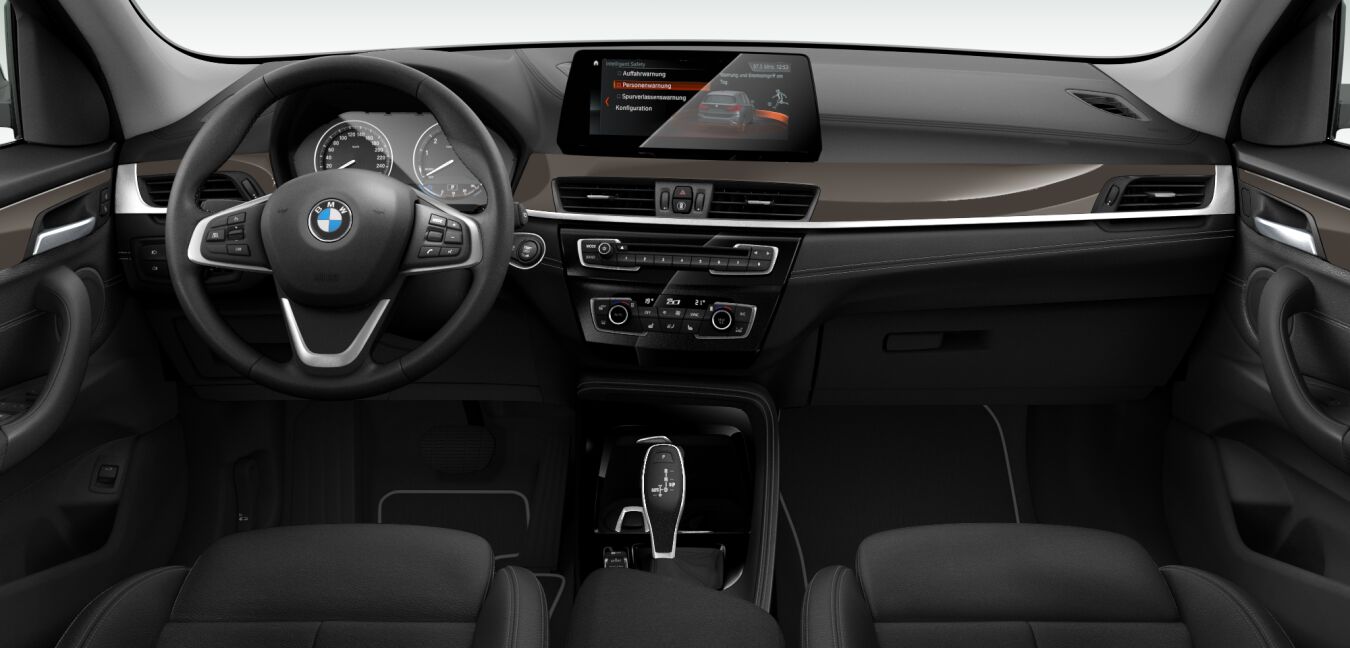BMW BMW X im Innenraum von vorne