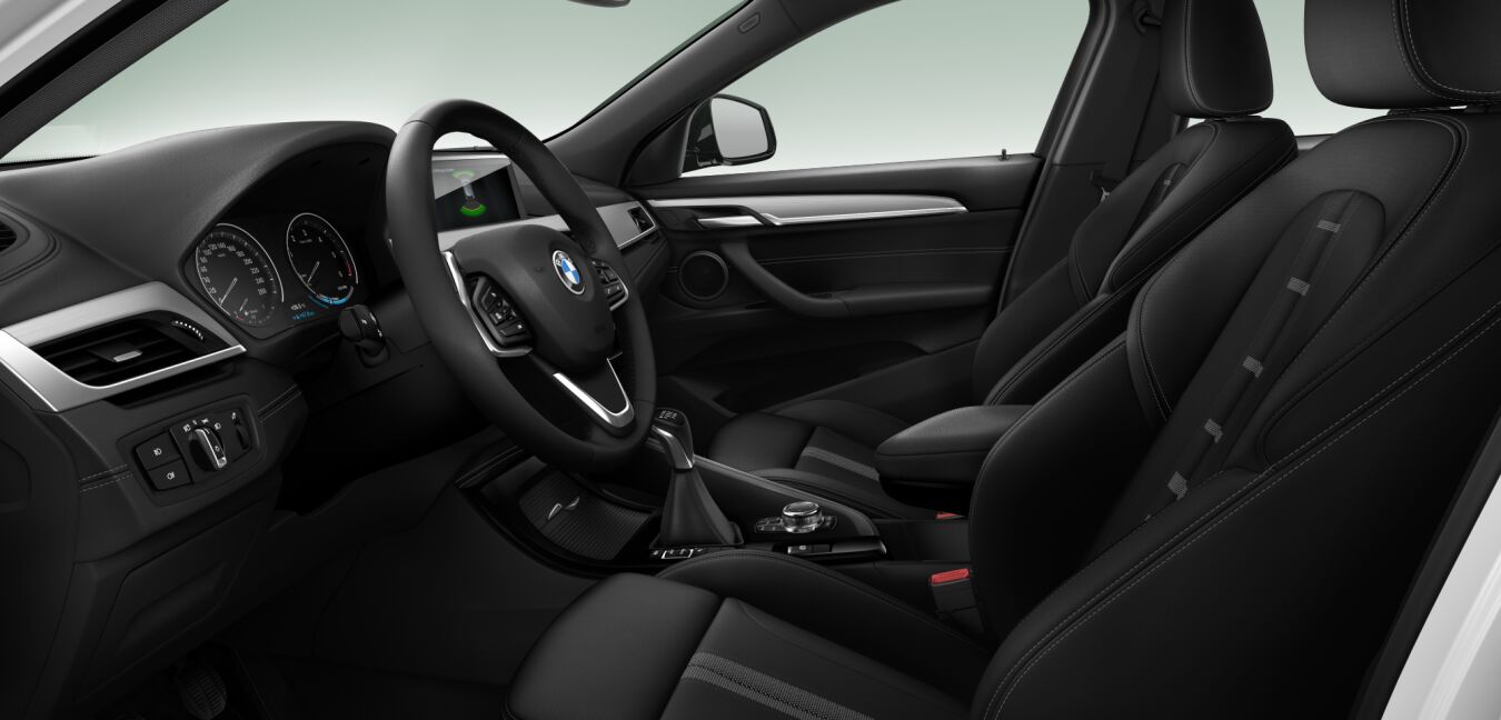 BMW BMW X im Innenraum seitlich BMW BMW X im Innenraum seitlich