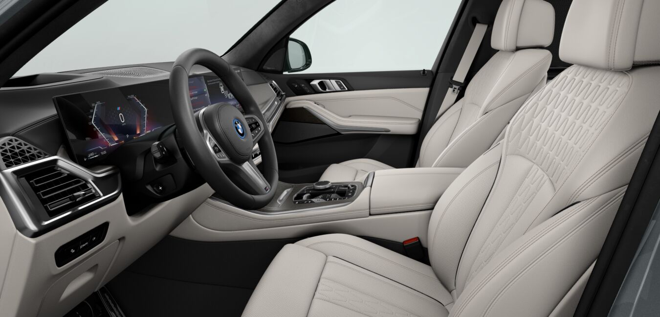 BMW BMW X im Innenraum seitlich