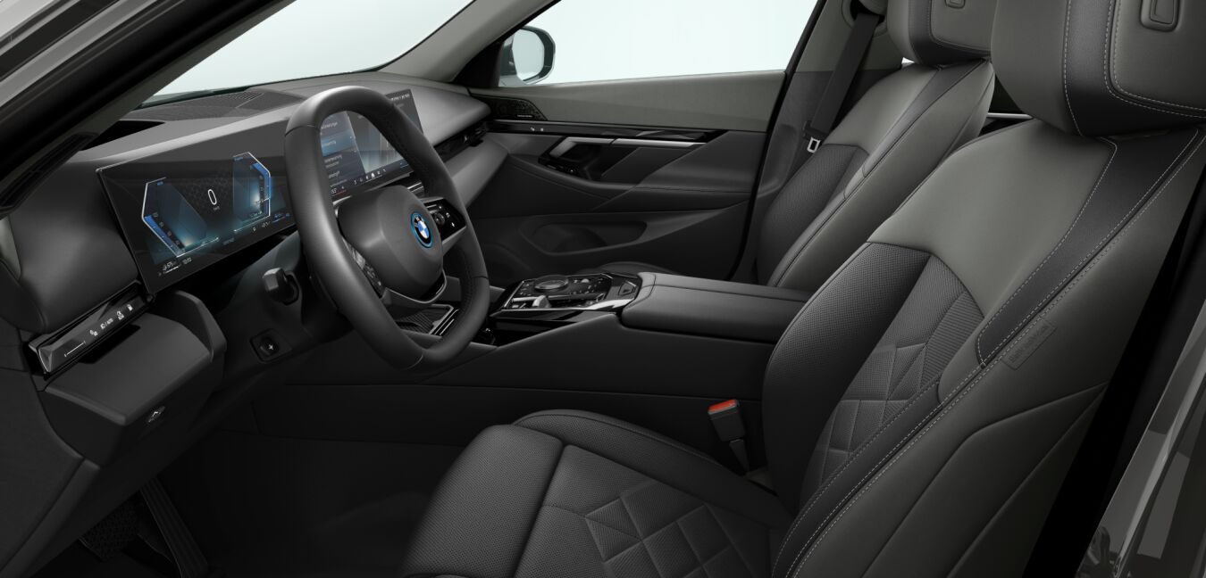BMW BMW 5er im Innenraum seitlich