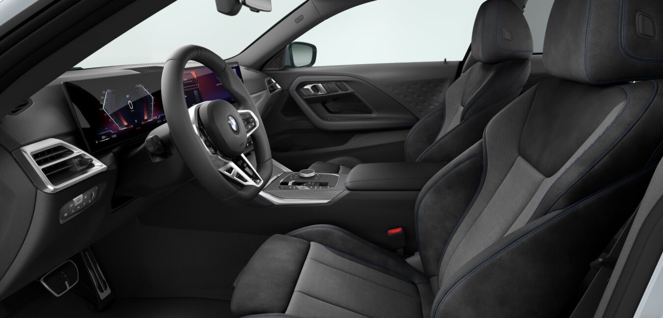 BMW BMW 2er im Innenraum seitlich BMW BMW 2er im Innenraum seitlich