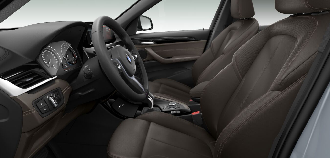 BMW BMW X im Innenraum seitlich BMW BMW X im Innenraum seitlich