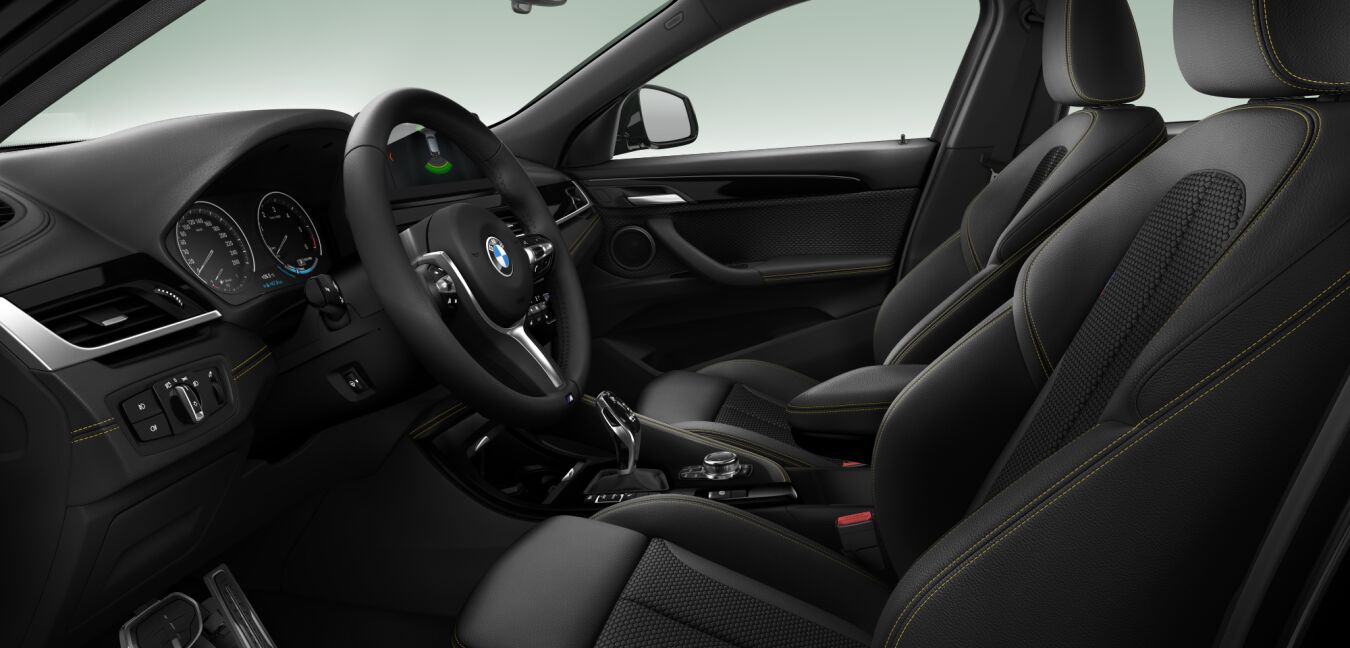 BMW BMW X im Innenraum seitlich BMW BMW X im Innenraum seitlich