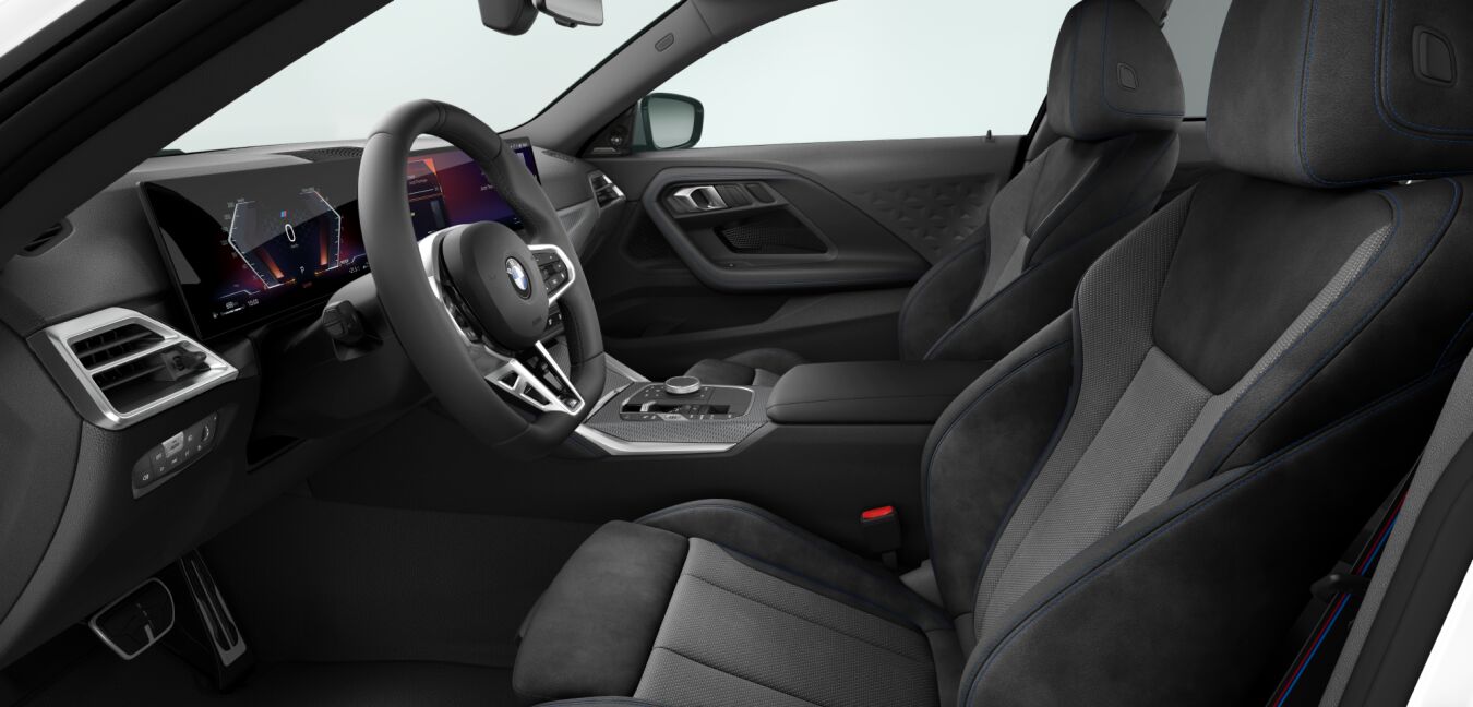 BMW BMW 2er im Innenraum seitlich BMW BMW 2er im Innenraum seitlich