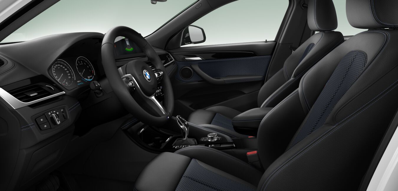BMW BMW X im Innenraum seitlich BMW BMW X im Innenraum seitlich