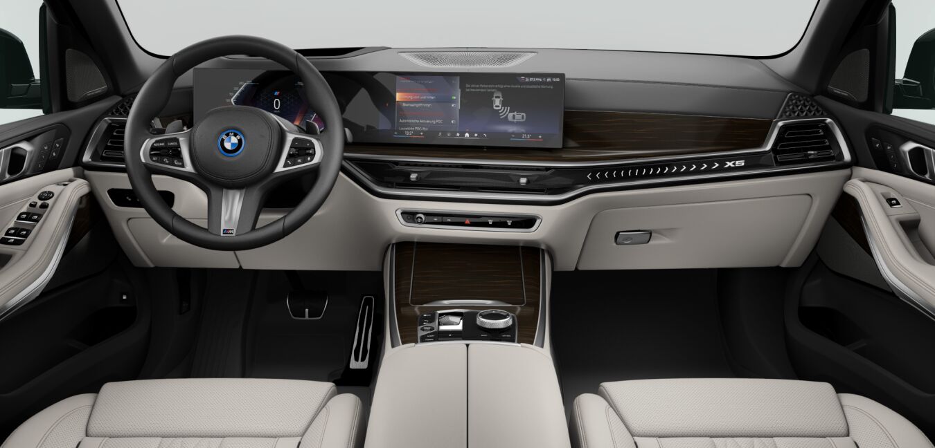 BMW BMW X im Innenraum von vorne