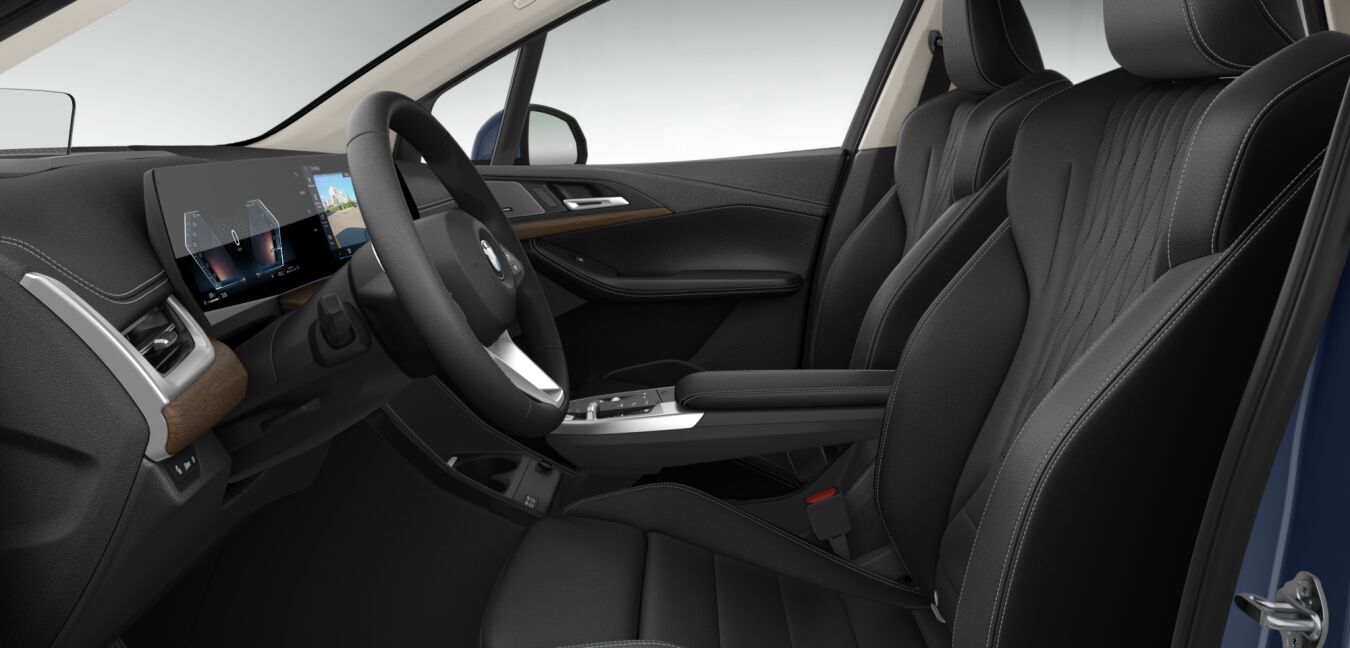 BMW BMW 2er im Innenraum seitlich BMW BMW 2er im Innenraum seitlich