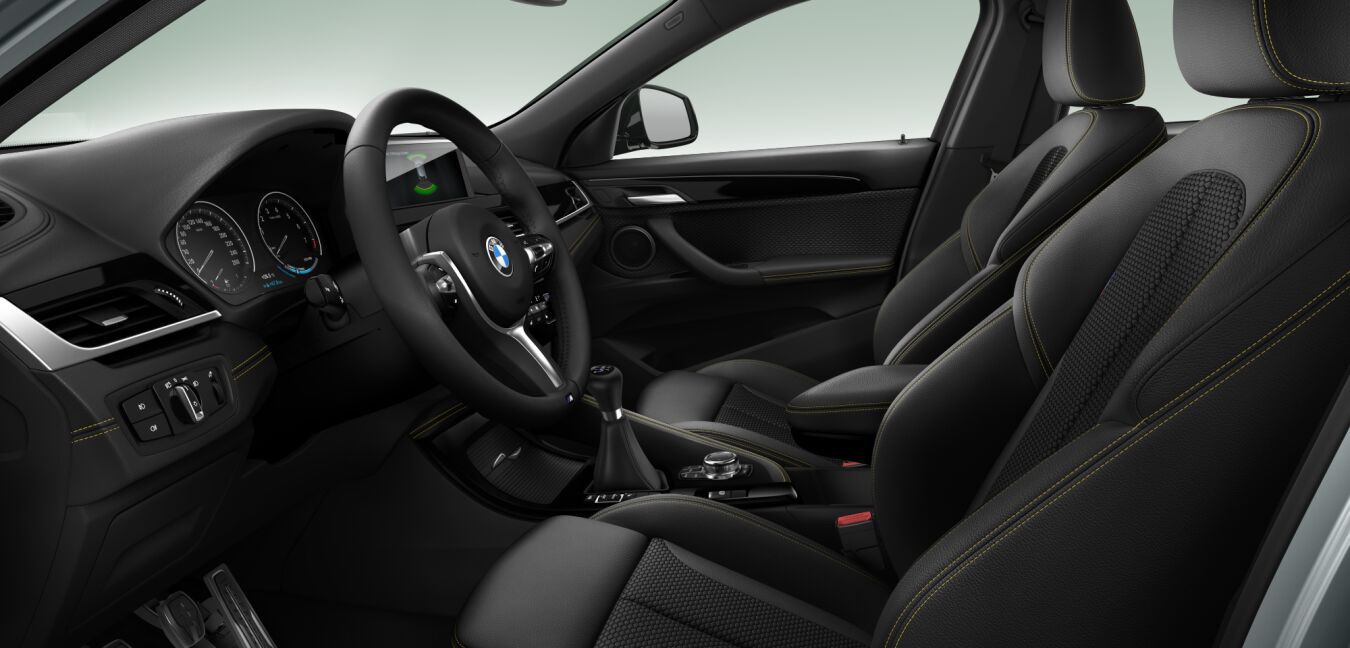 BMW BMW X im Innenraum seitlich BMW BMW X im Innenraum seitlich