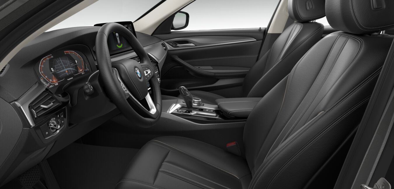 BMW BMW 5er im Innenraum seitlich BMW BMW 5er im Innenraum seitlich