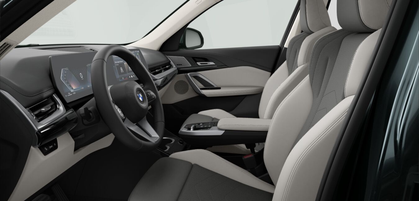 BMW BMW X im Innenraum seitlich