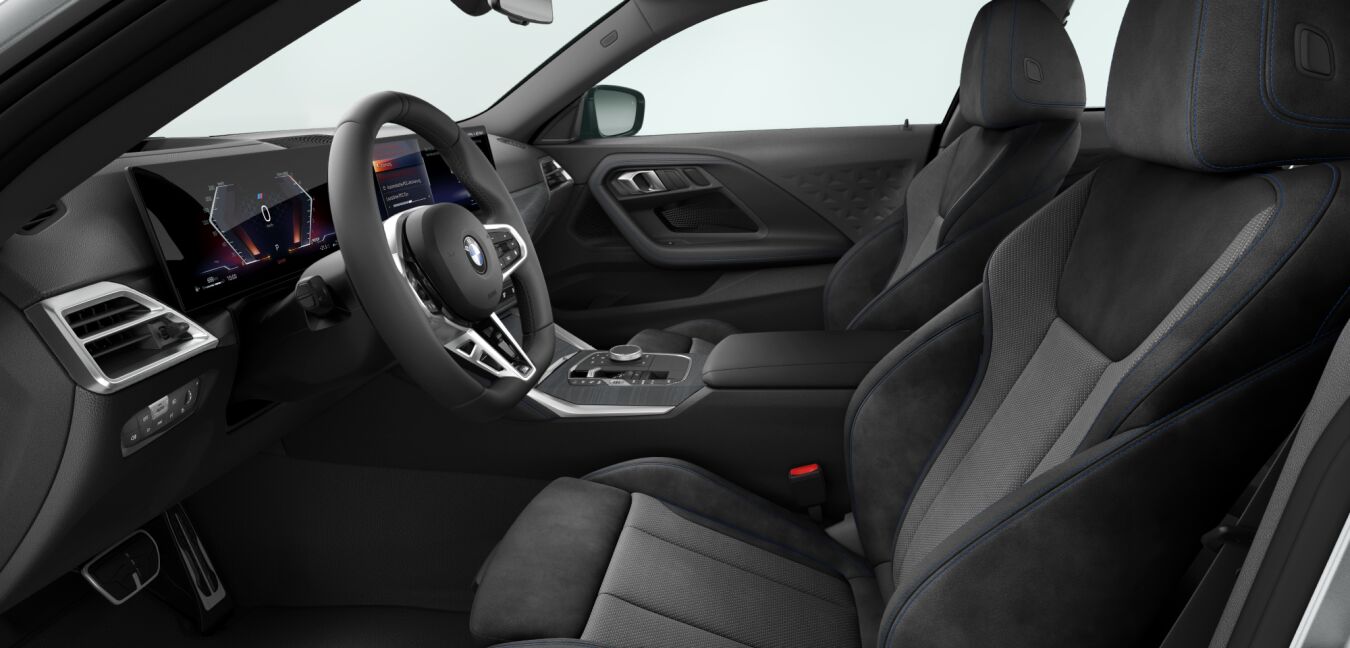 BMW BMW 2er im Innenraum seitlich BMW BMW 2er im Innenraum seitlich