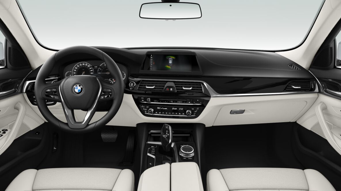 BMW BMW 5er im Innenraum von vorne BMW BMW 5er im Innenraum von vorne