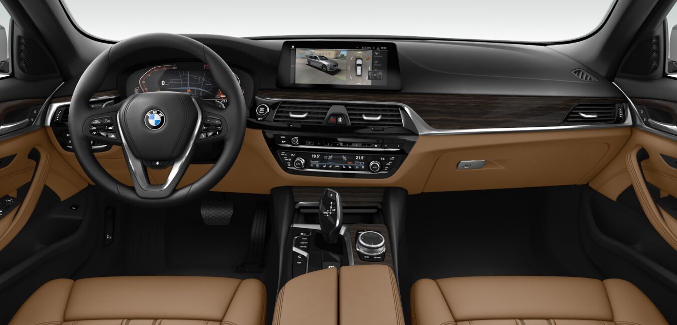 BMW BMW 5er im Innenraum von vorne BMW BMW 5er im Innenraum von vorne