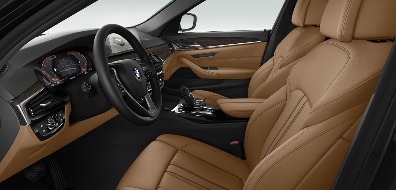 BMW BMW 5er im Innenraum seitlich BMW BMW 5er im Innenraum seitlich