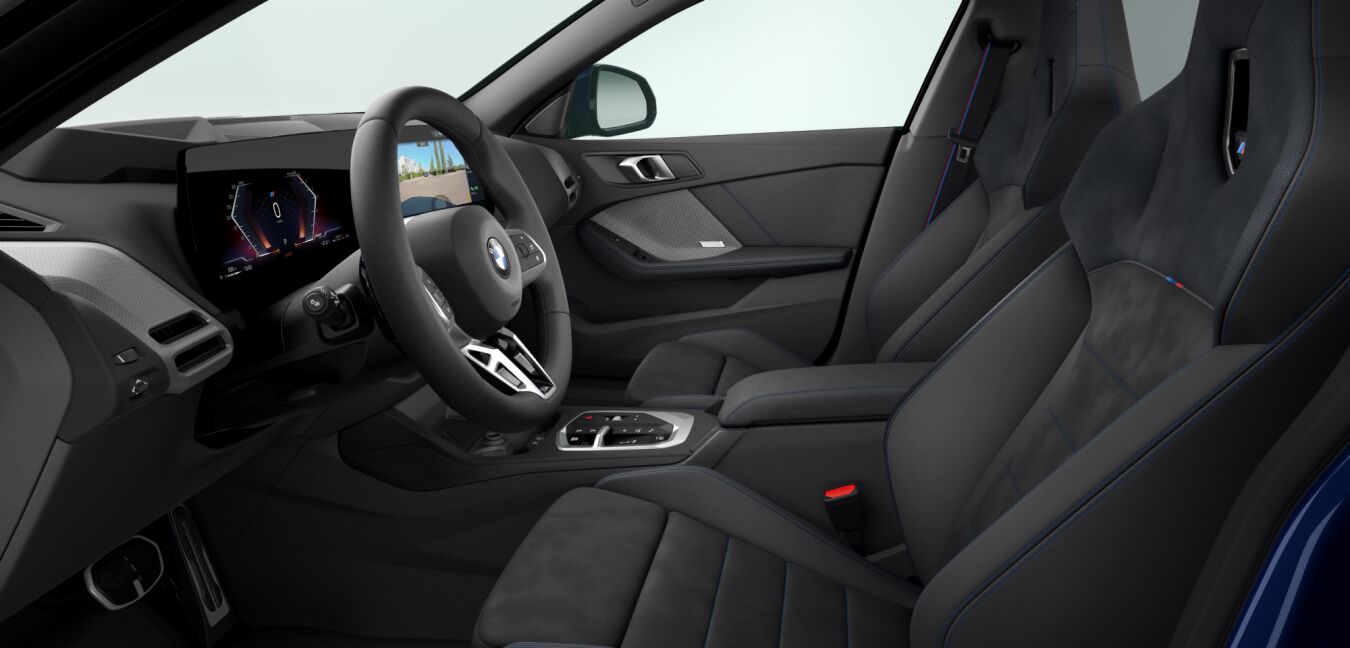 BMW BMW 2er im Innenraum seitlich BMW BMW 2er im Innenraum seitlich